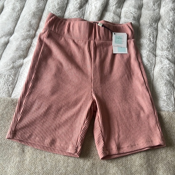 BY EGRIES SHORTS - Picture 1 of 4